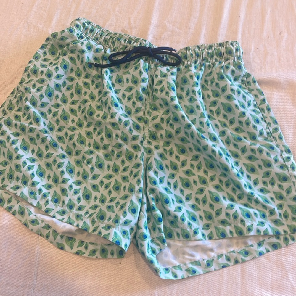B25028 HAPPY HOUR Green Nylon Leaf Print Drawstring Swim Trunk Style Shorts SZ S